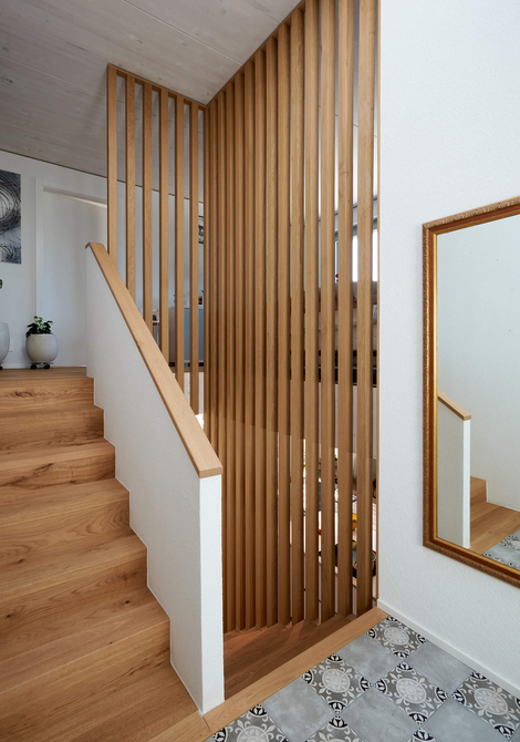 Petite maison en bois en Valais: entrée